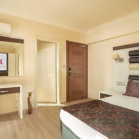 Hotel Arbatt Marmaris 4*