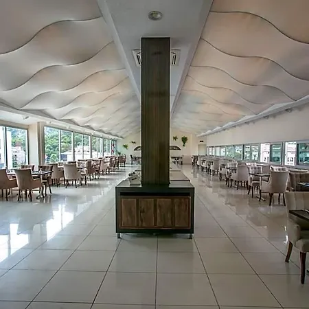 Hotel Arbatt Marmaris 4*